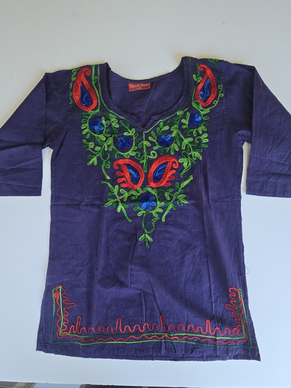 Royal Moda Women Purple Floral Embroidered V-Neck 3/4 Sleeve Blouse T-34 (S)